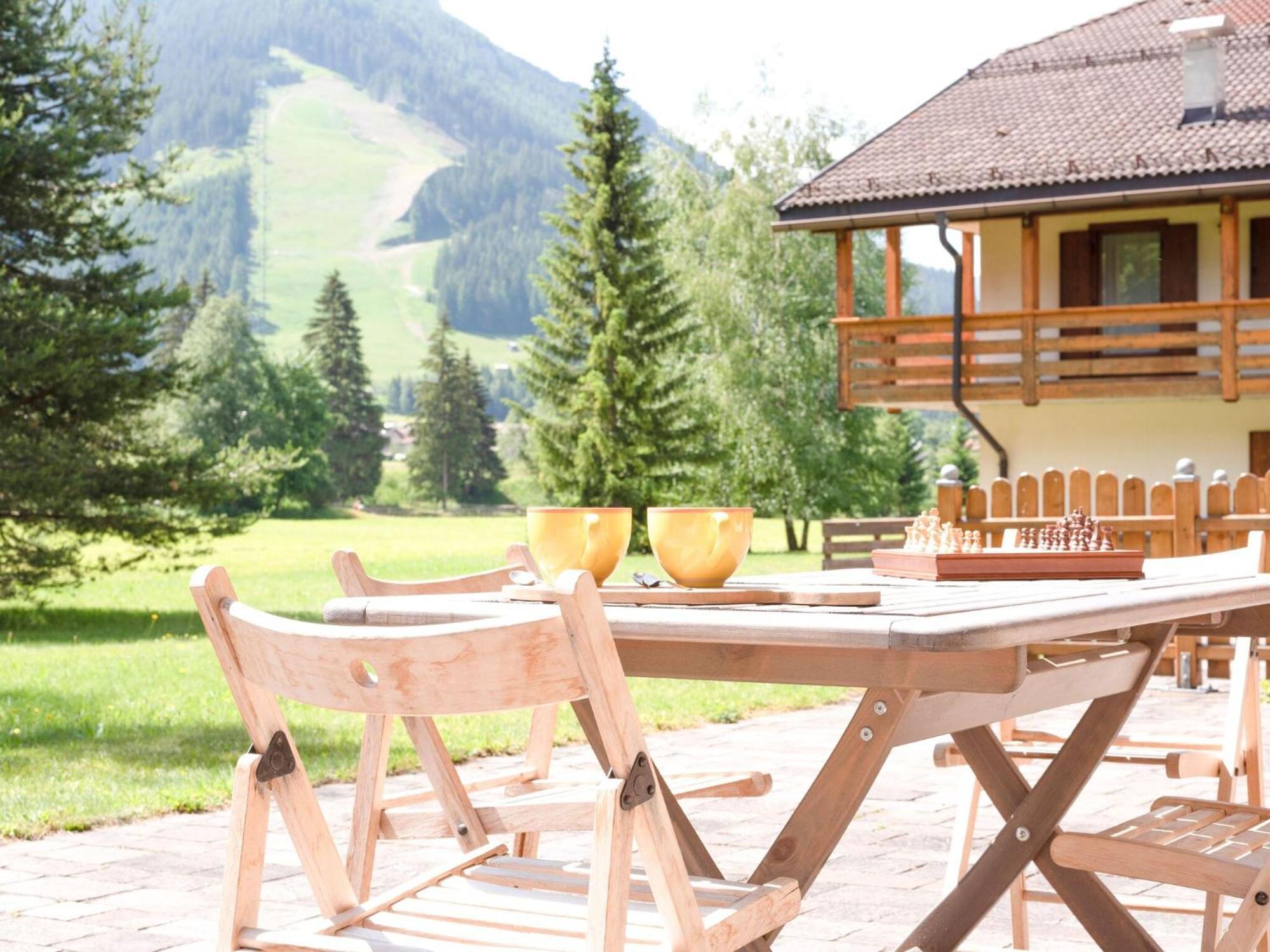 Spacious Chalet With Garden Near Ski Area In Tyrol Поцца-ди-Фасса Экстерьер фото