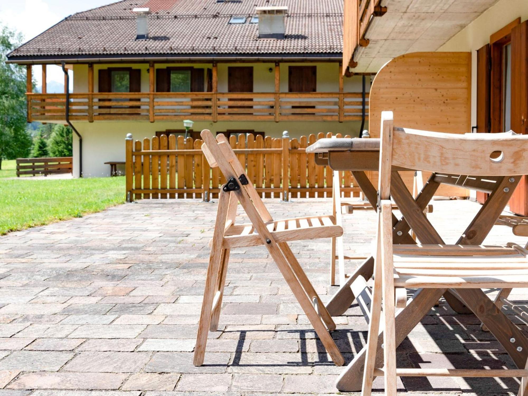 Spacious Chalet With Garden Near Ski Area In Tyrol Поцца-ди-Фасса Экстерьер фото